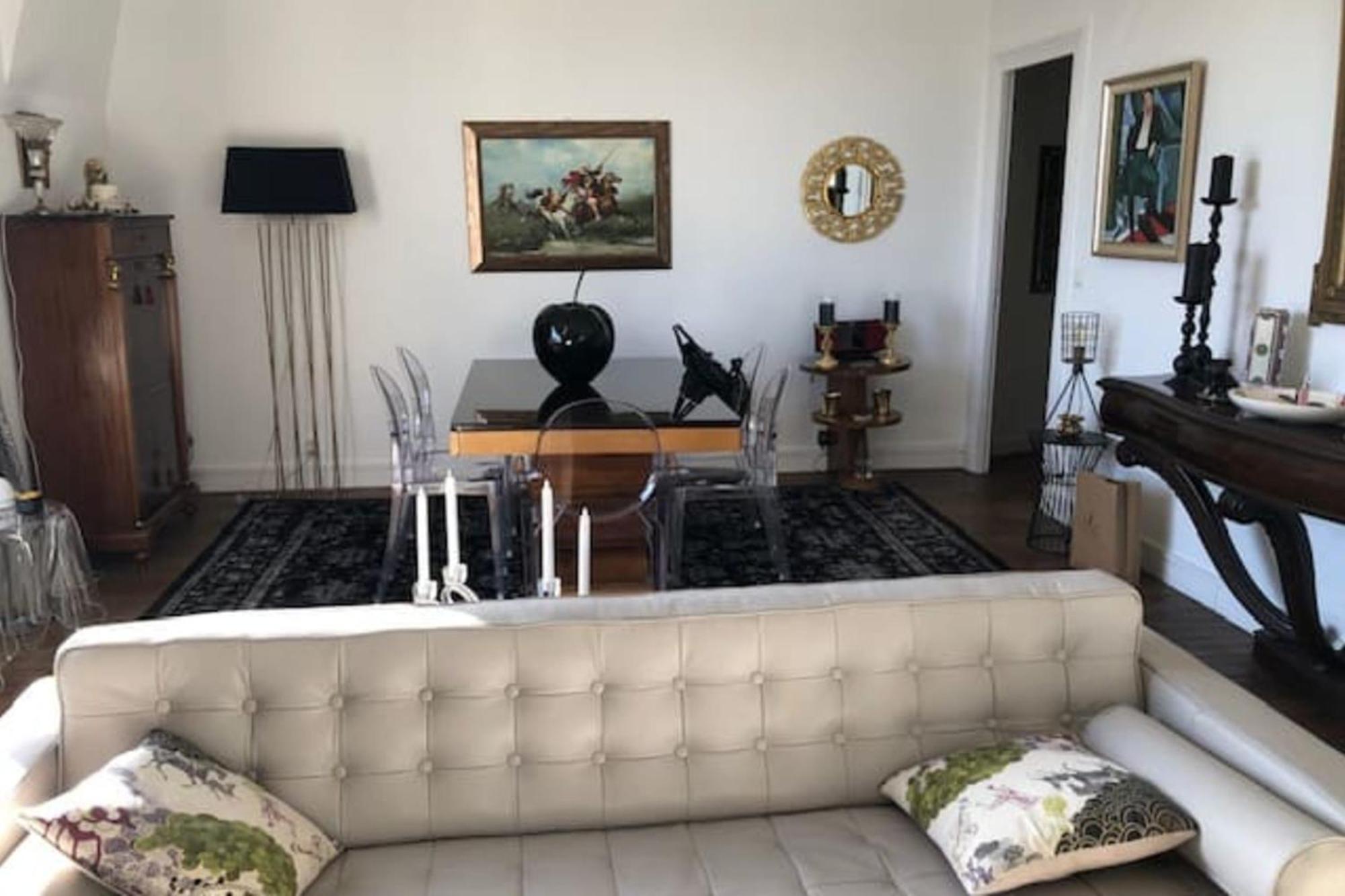 Charming With Eiffel Tower View Appartement Paris